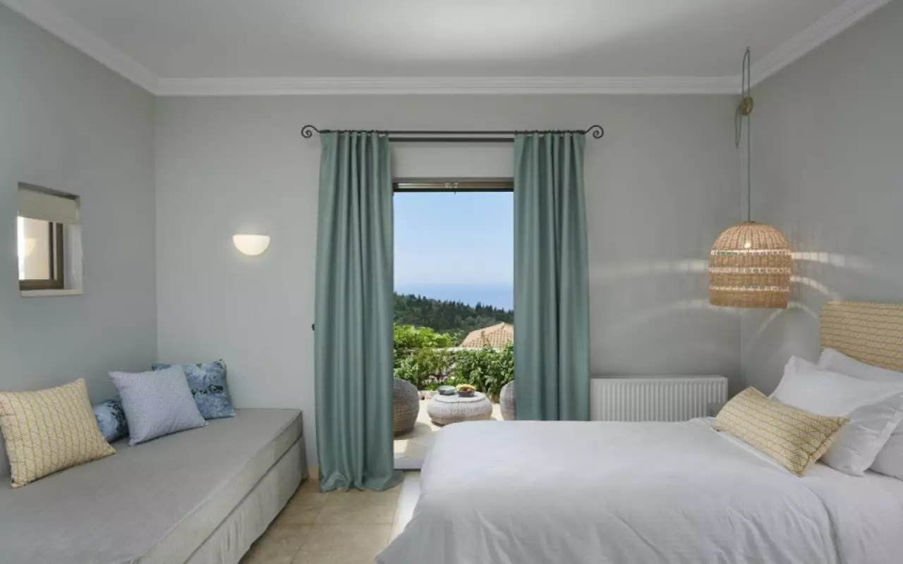 Art Blue Grand Villa with Private Pool,Lefkada