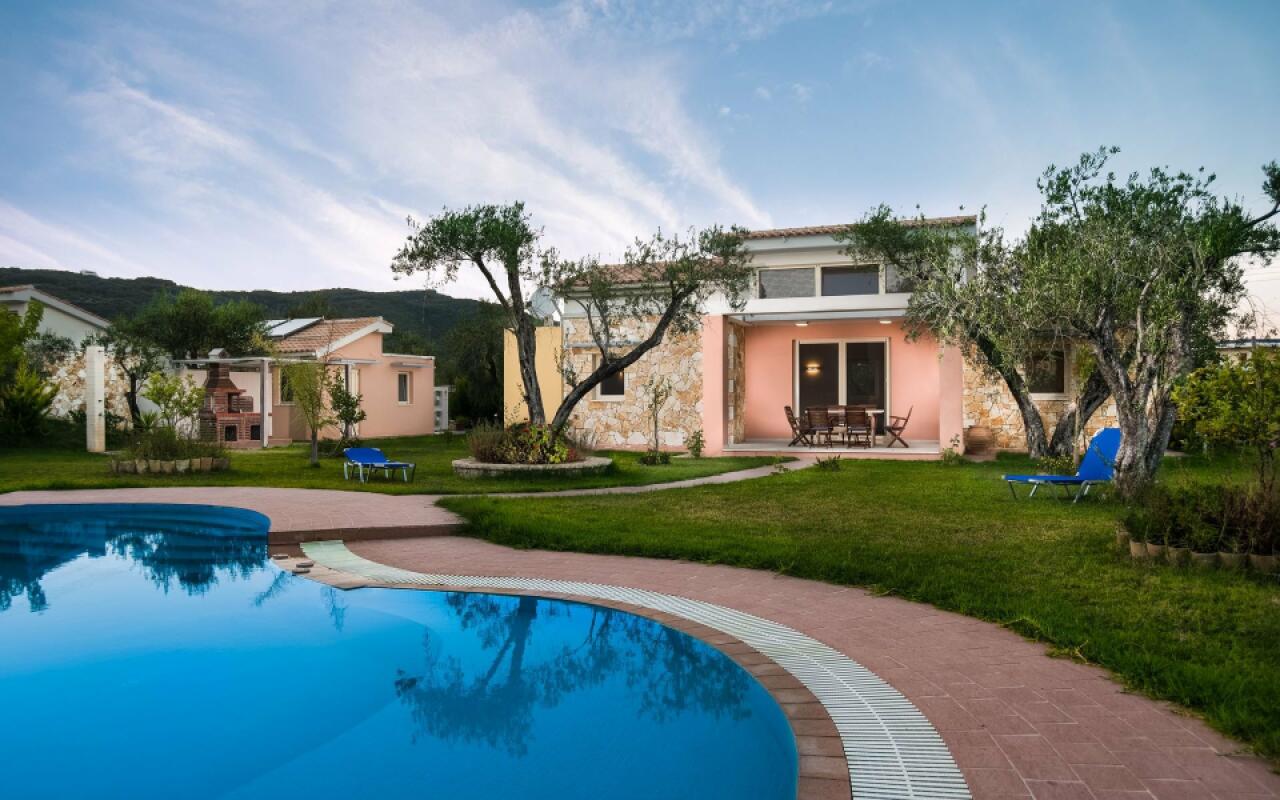 Corfu 3 stars Luxury Villas-Luxury Villa Thalassa