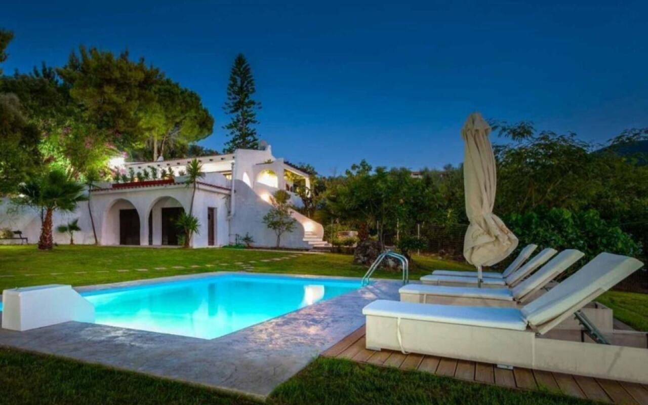 Astarte Luxury Villas-Hacienda Beach Villa, Zakynthos